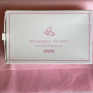 (2) Pure Silk Pillowcase